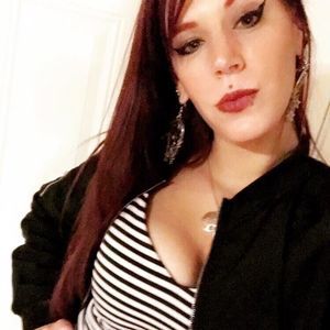 Meet your Posher, Steph